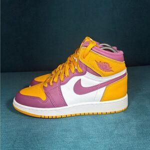 Size 4Y/5.5Women - Nike Air Jordan Retro High multicolor shoes